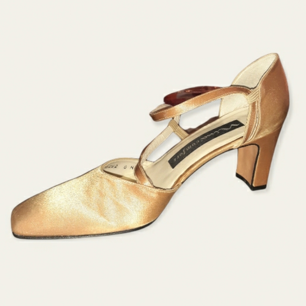 Nina Comfort Cloth Heels